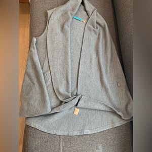 EUC Alice+Olivia cardigan open sweater size small 100%wool